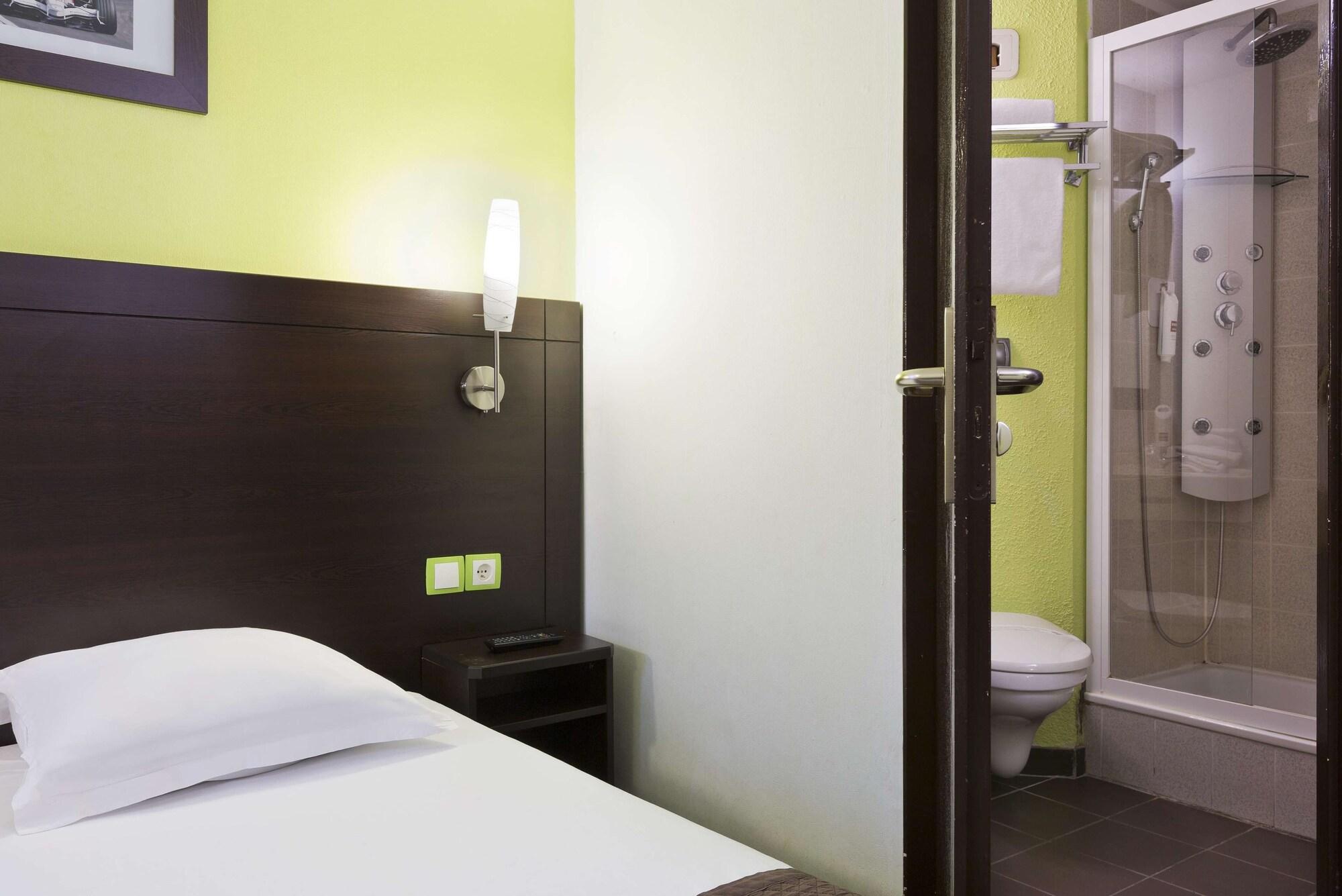Enzo Hotels Pont-A-Mousson By Kyriad Direct Eksteriør bilde